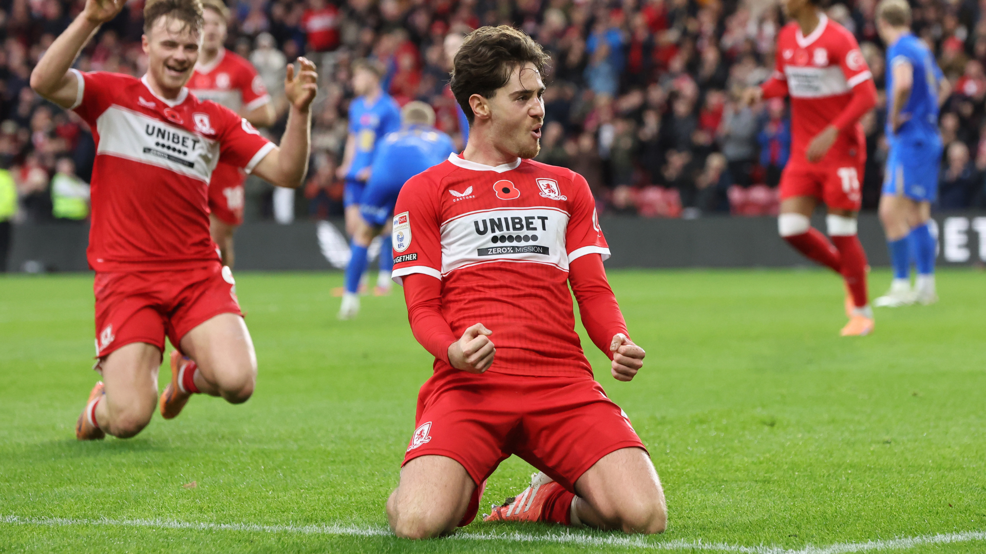 Highly-rated Hackney joins Everton