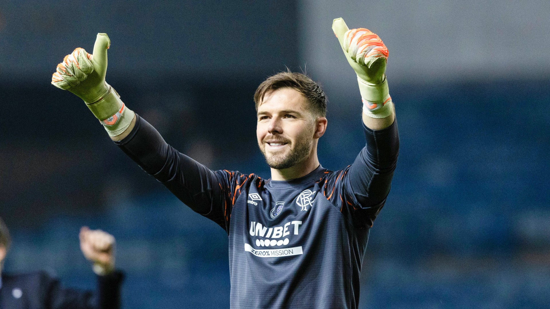 Butland signs for Hull