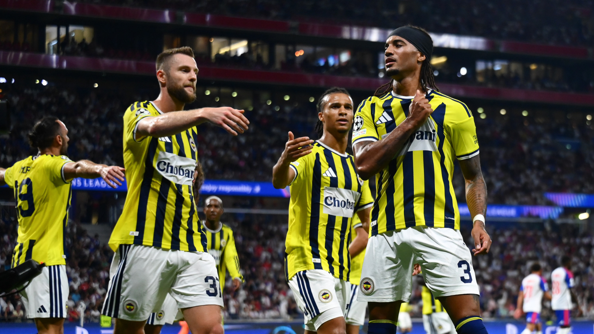 Lyon 1-2 Fenerbahce (2-3 agg)
