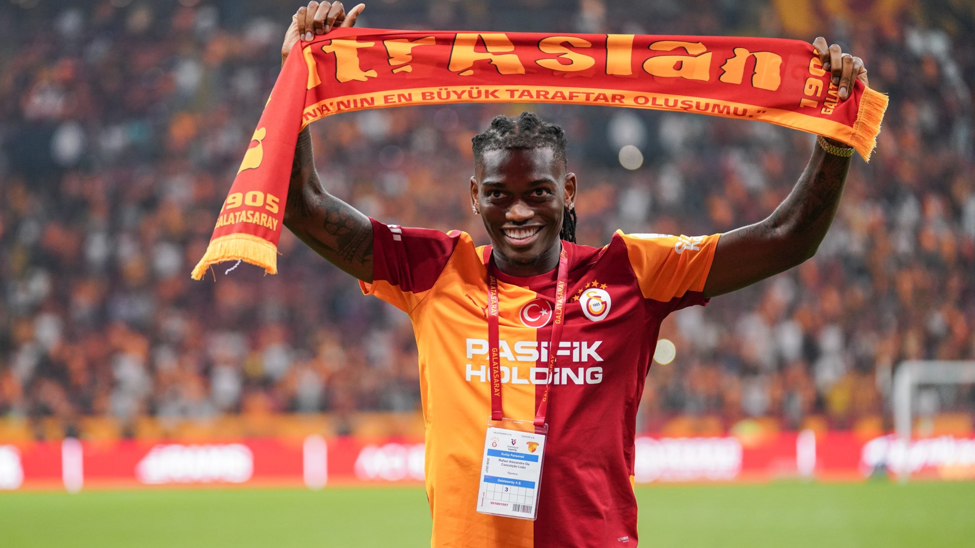 Leao completes Galatasaray transfer