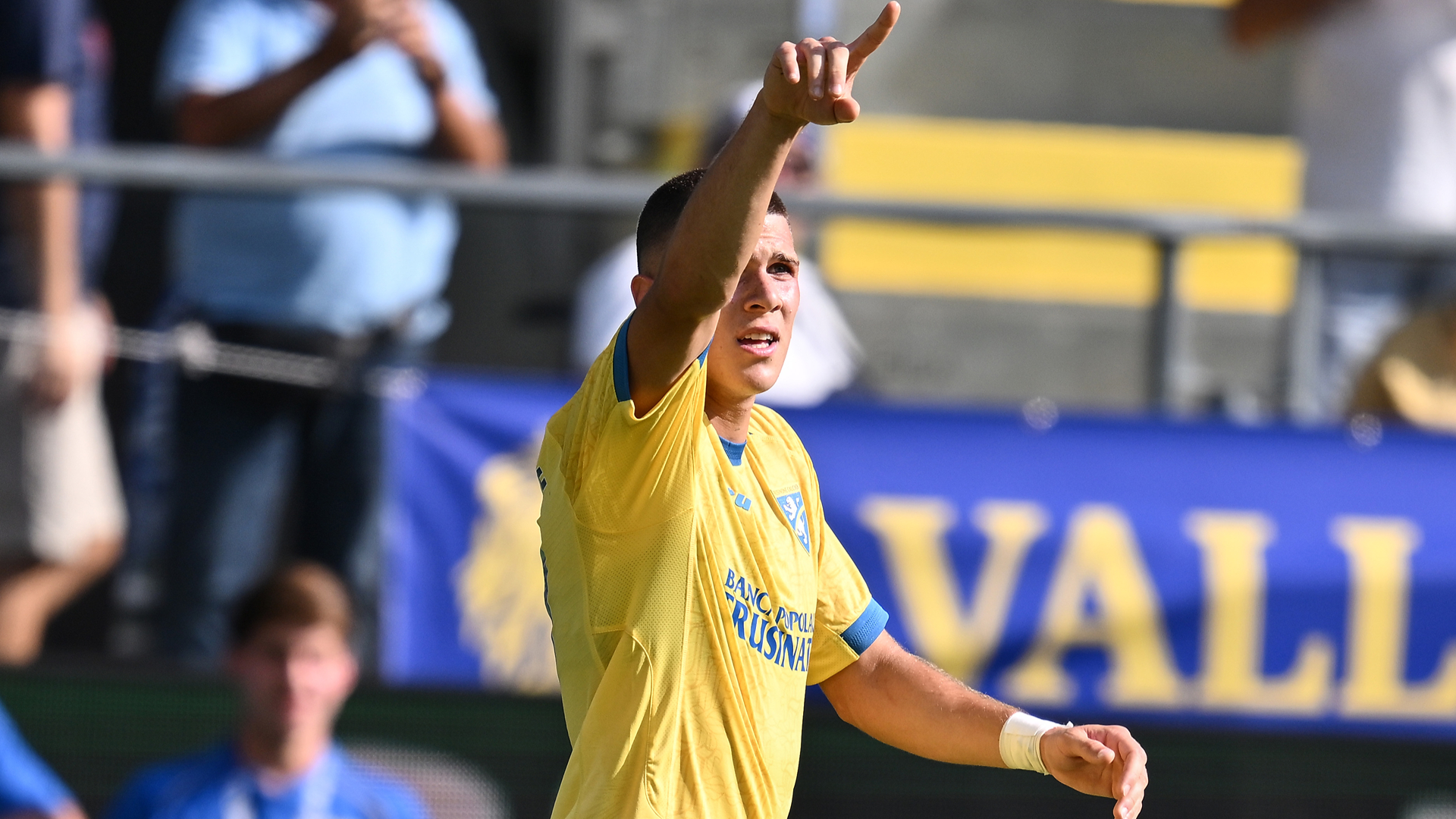 Report: Frosinone 2-0 Como