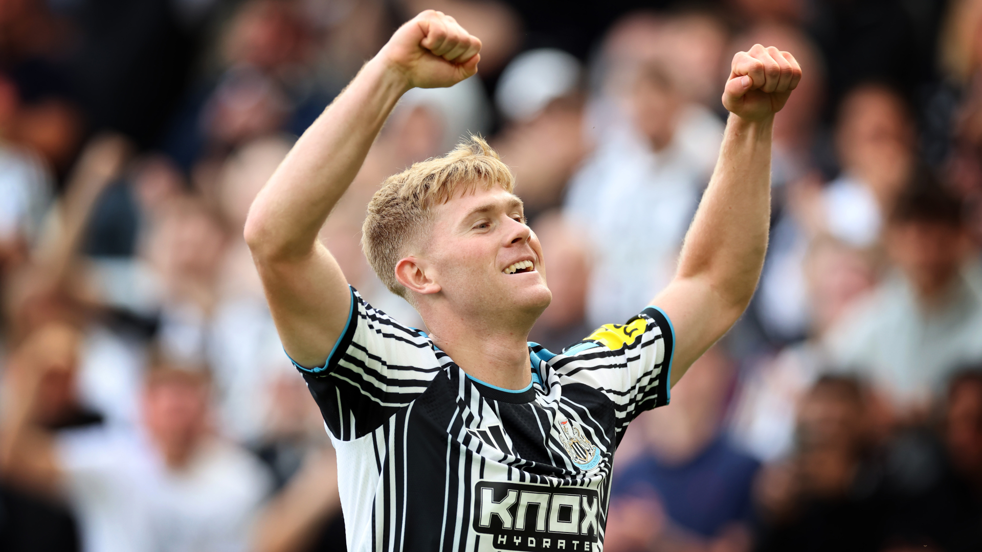 Hall's new contract 'a no-brainer'