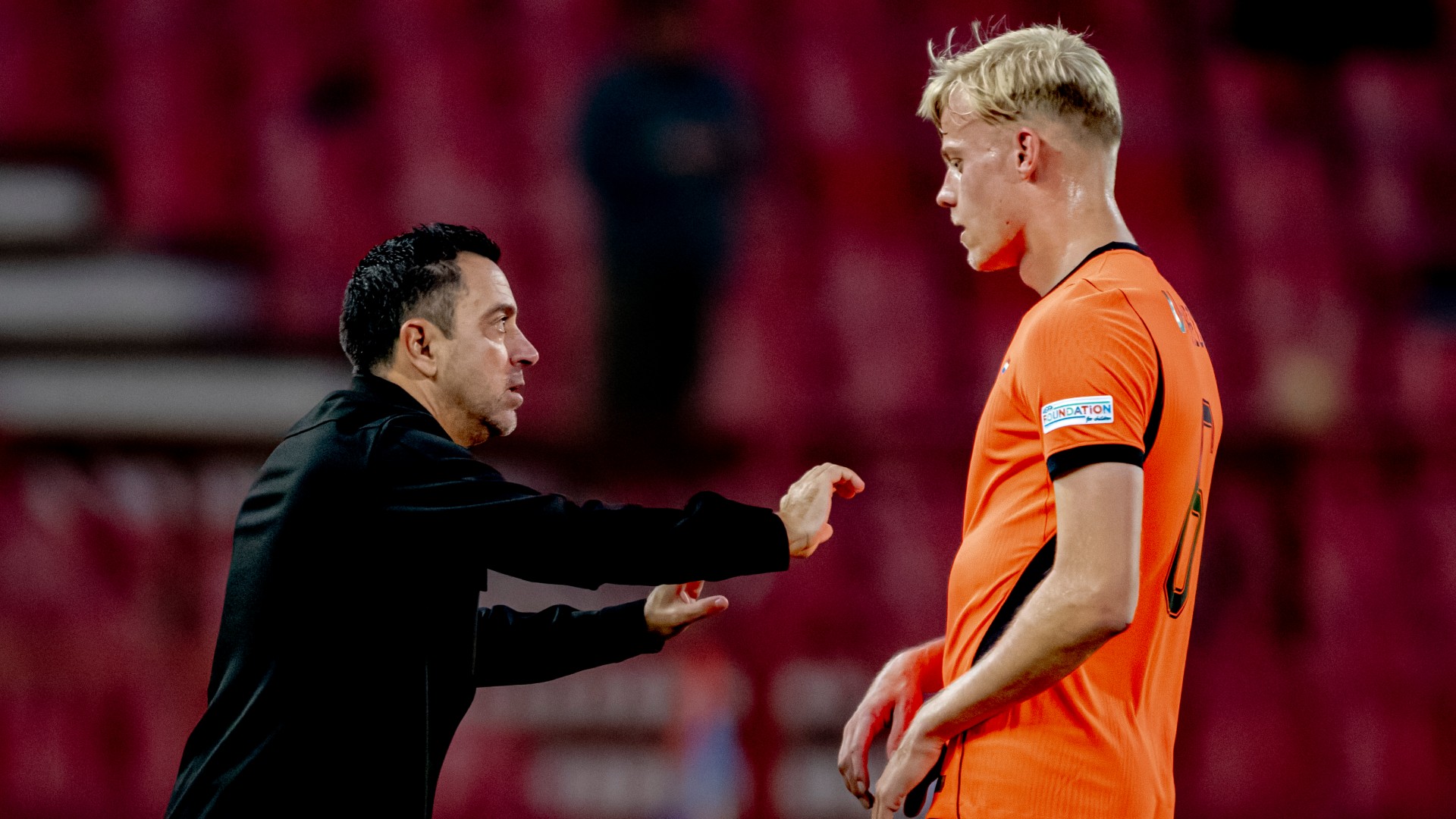 Van Hecke withdraws injured