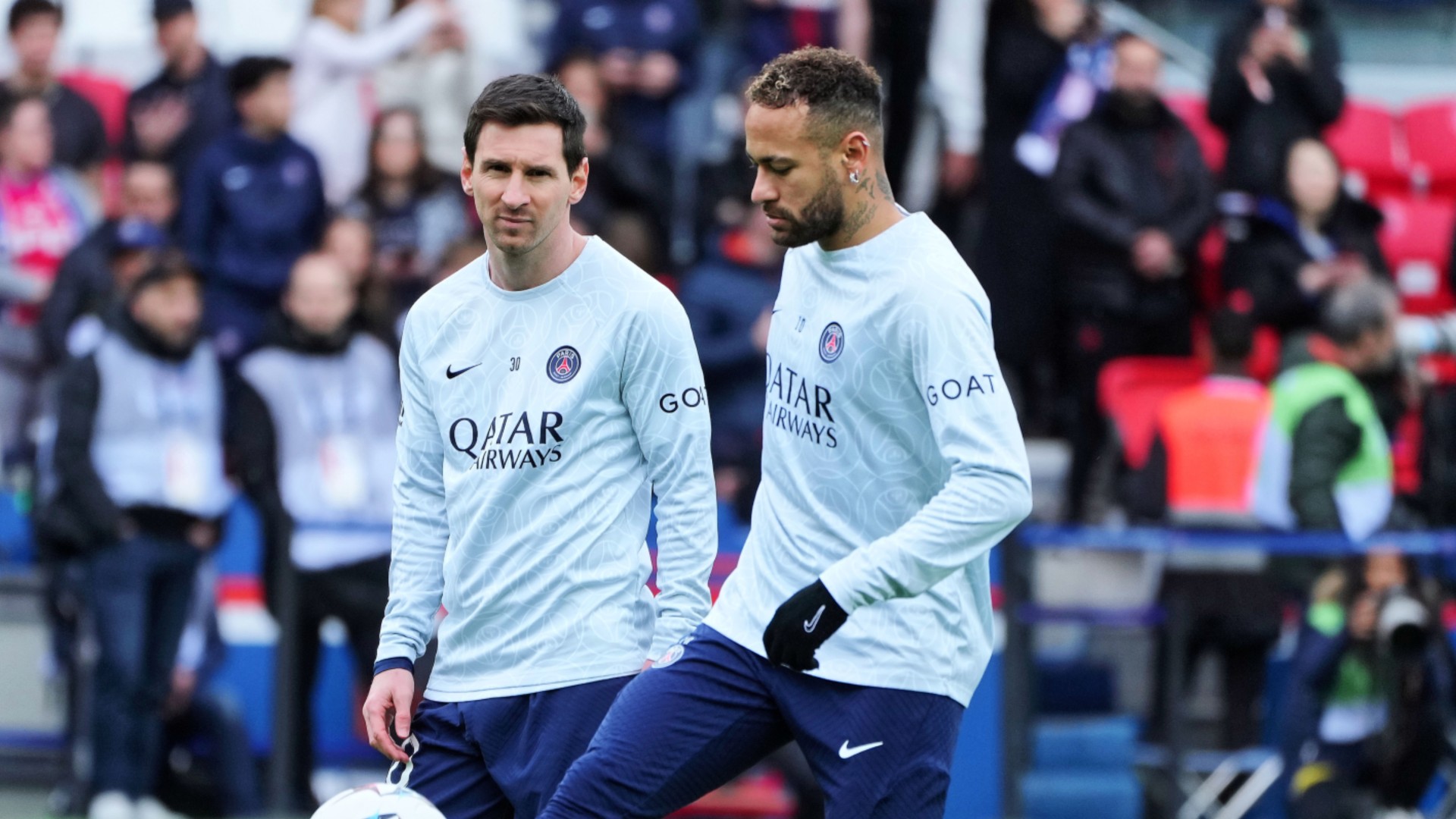 Neymar pays tribute to Messi