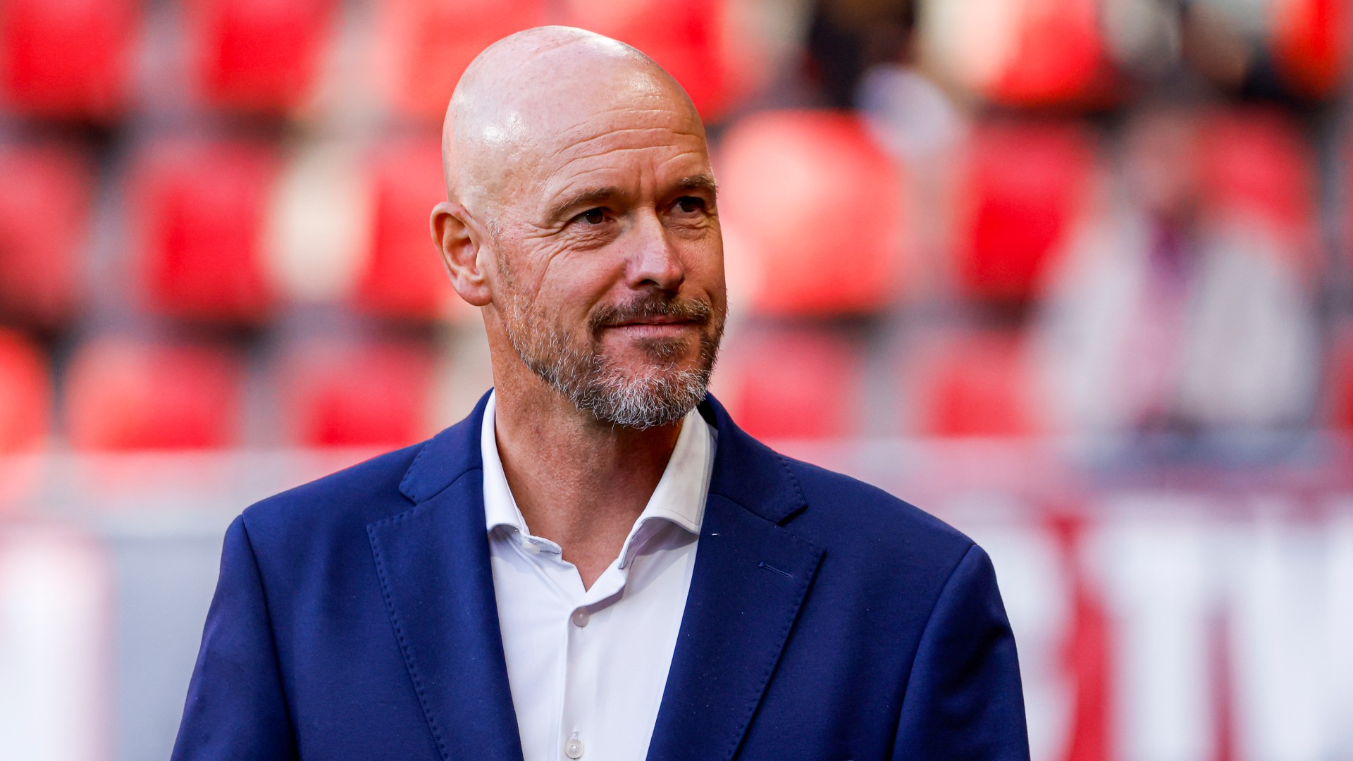Ten Hag: Former players could help