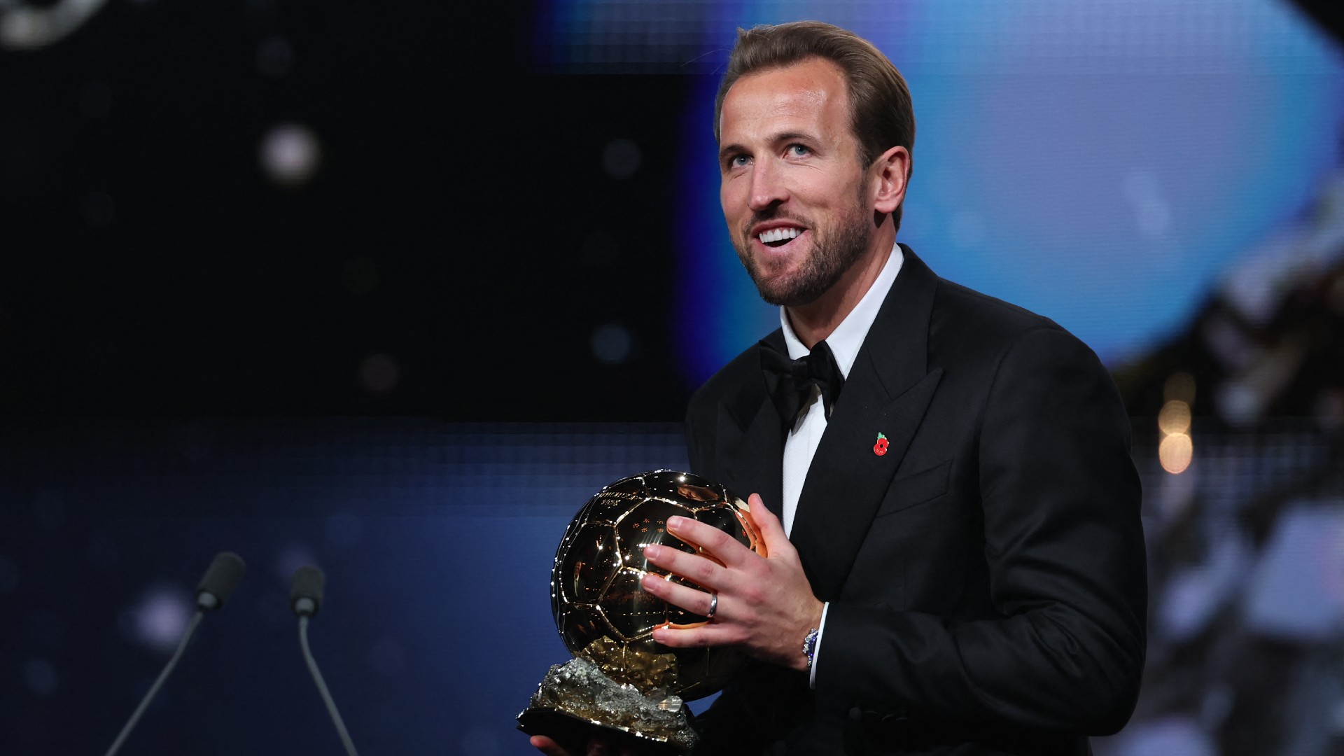 Kane wins Ballon d'Or